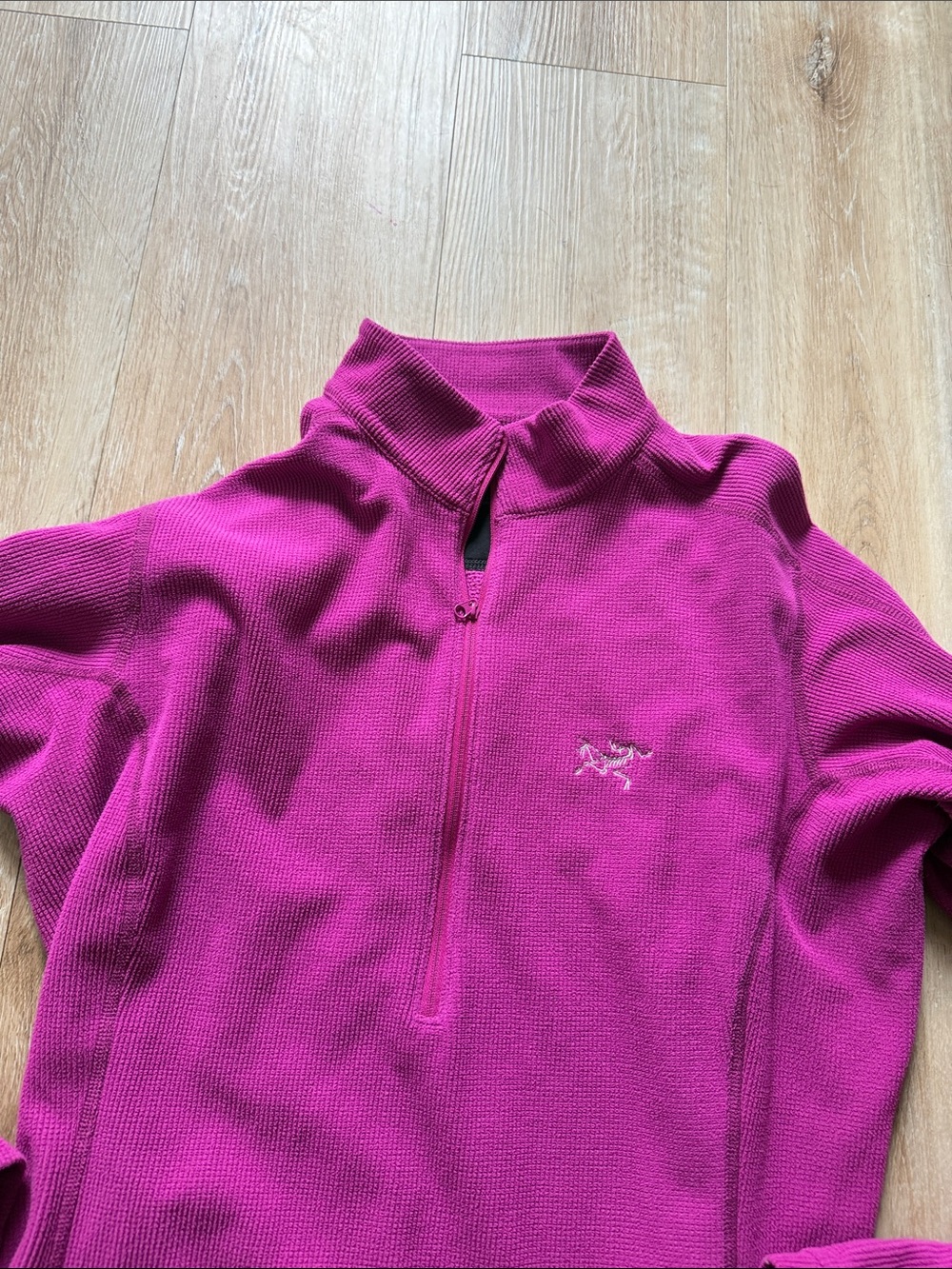Arcteryx women’s halfzip - Picture 2 of 5